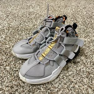 nike air force edge 270 grey